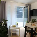 Vesta M52 Free Parking 3* Stettino