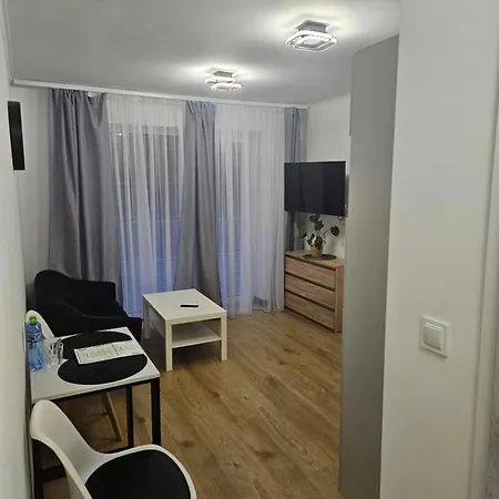 Modra Free Parking שצ'צ'ין