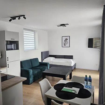 Hotel apartamentowy Modra Free Parking