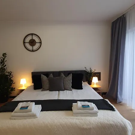 Vesta M52 Free Parking