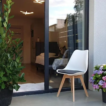 Vesta M52 Free Parking Aparthotel 3*