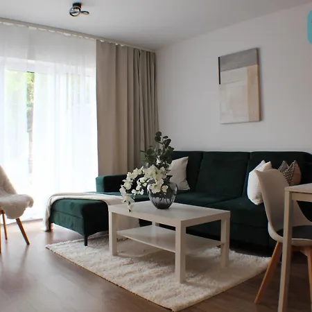 Vesta M52 Free Parking 3* Štetín