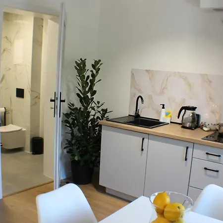 Vesta M52 Free Parking Aparthotel 3*