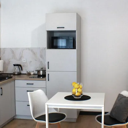 Vesta M52 Free Parking Štetín