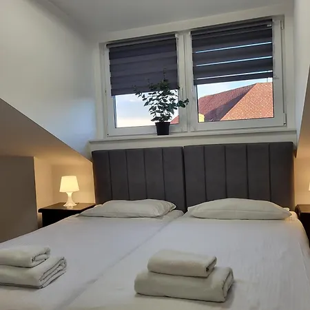 アパートホテル Vesta M52 Free Parking 3*