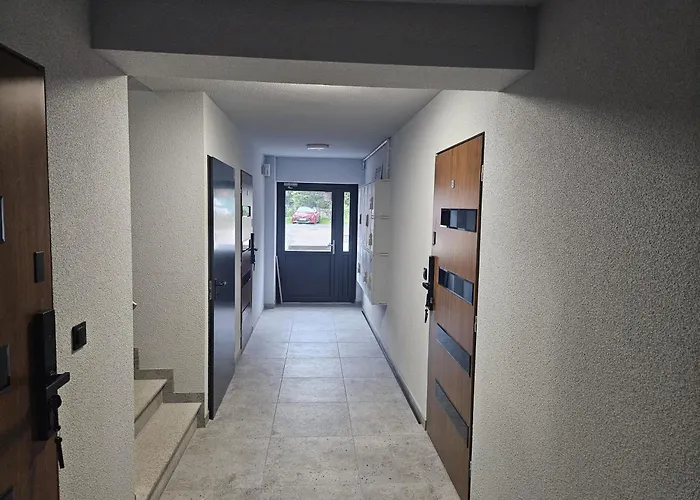 Vesta M52 Free Parking シュチェチン