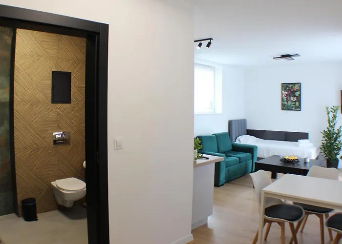 Vesta M52 Free Parking Aparthotel 3*