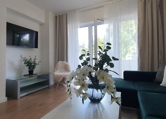 アパートホテル Vesta M52 Free Parking 3*