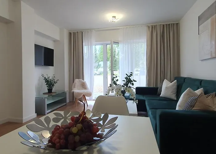 Vesta M52 Free Parking アパートホテル 3*