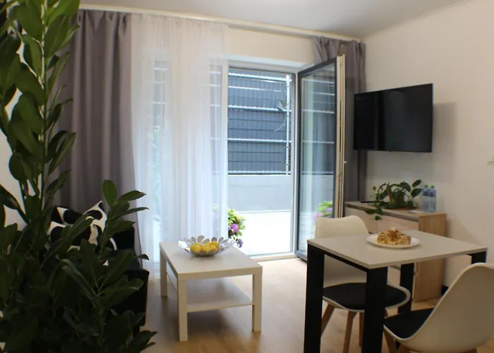 Vesta M52 Free Parking 3* Stettino